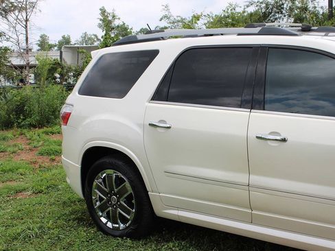 Used 2012 GMC Acadia Denali AWD/4WD image 5
