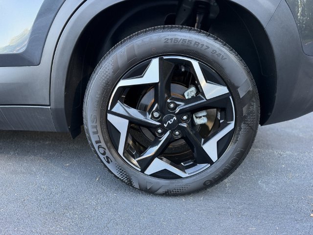 Certified 2025 Kia Seltos S FWD image 44