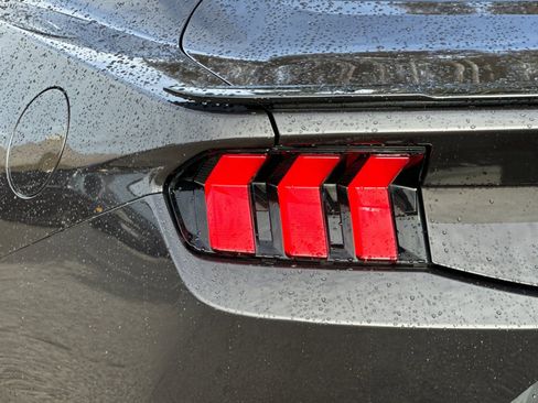 Used 2024 Ford Mustang GT image 32