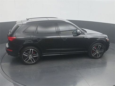 Used 2017 Audi SQ5 Prestige w/ Prestige Package image 26