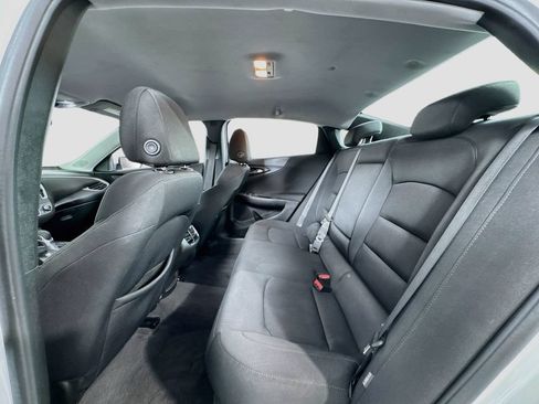 Used 2021 Chevrolet Malibu LT FWD image 11