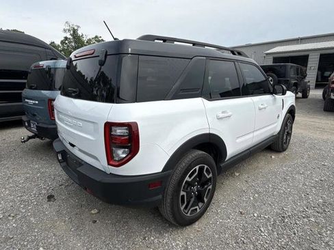 Certified 2024 Ford Bronco Sport Outer Banks w/ Tech Package AWD/4WD image 3
