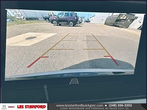 Certified 2025 Buick Envista Sport Touring FWD image 29
