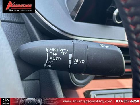 Used 2024 Toyota Prius Prime FWD image 25