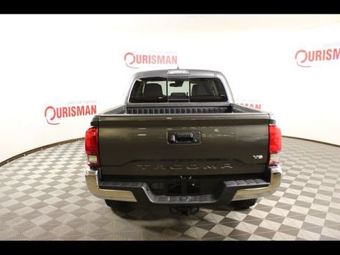 Used 2019 Toyota Tacoma SR5 AWD/4WD image 6