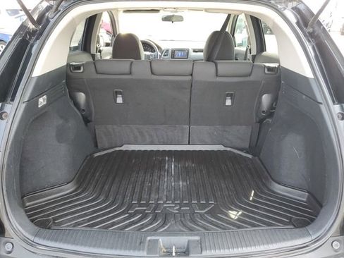 Used 2018 Honda HR-V EX image 13