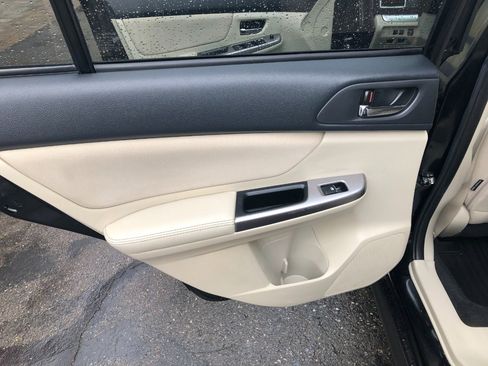 Used 2015 Subaru Crosstrek 2.0i Premium image 23