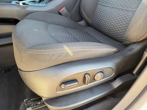 Used 2020 GMC Terrain SLE w/ Driver Convenience Package image 30