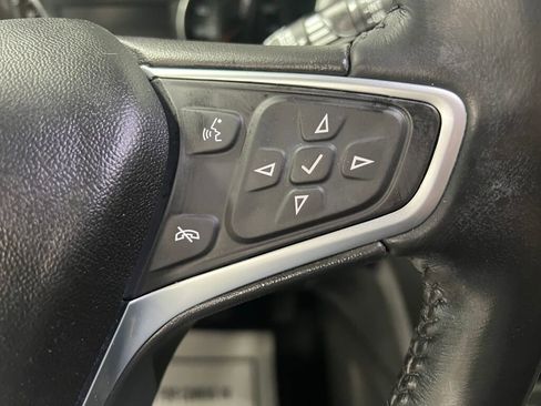 Used 2022 Chevrolet Equinox LT image 12