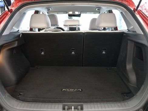 Used 2022 Hyundai Kona SE image 46