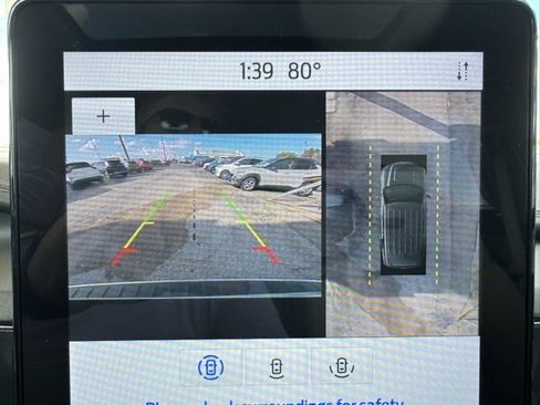 Used 2020 Ford Explorer Platinum w/ Premium Technology Package image 10