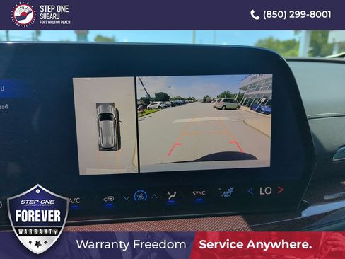 Used 2025 Chevrolet Traverse Z71 w/ Driver Confidence Package AWD/4WD image 26