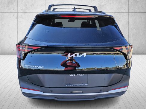 New 2026 Kia Sportage EX image 6