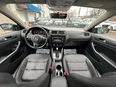 Used 2012 Volkswagen Jetta SE FWD image 36
