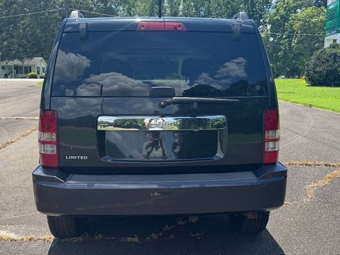 Used 2011 Jeep Liberty Limited image 7