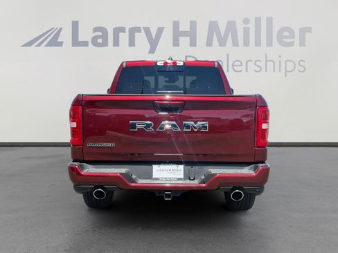 Used 2025 RAM 1500 Big Horn RWD image 4