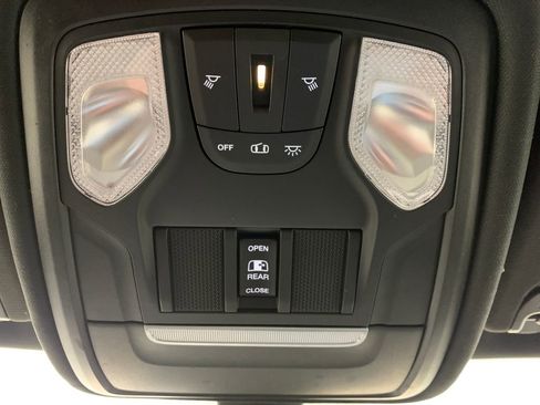 Used 2020 RAM 1500 Big Horn image 7