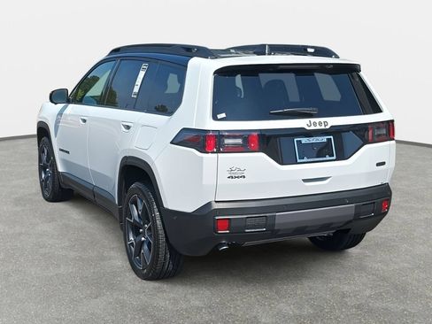 New 2026 Jeep Cherokee Overland w/ Trailer Tow Group AWD/4WD image 7