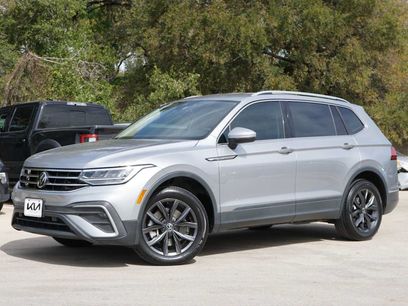 Used 2023 Volkswagen Tiguan SE