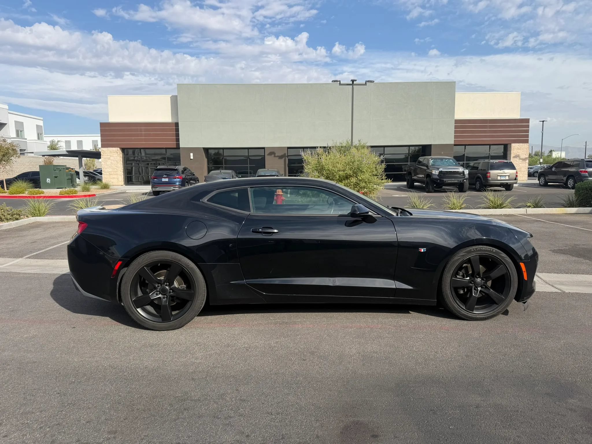 Used 2017 Chevrolet Camaro LT RWD image 5