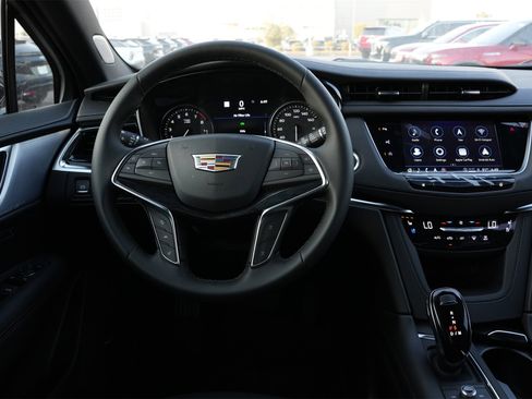New 2025 Cadillac XT5 Premium Luxury w/ Technology Package image 10