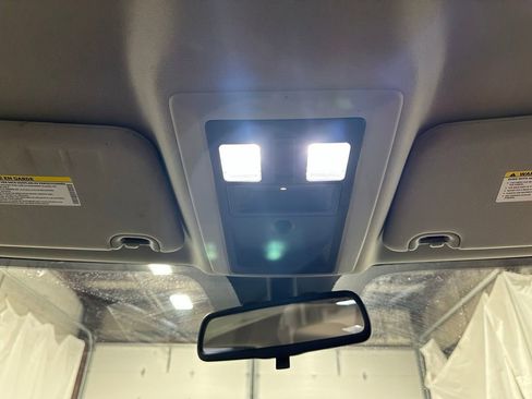 Used 2016 RAM 2500 Tradesman w/ Chrome Appearance Group image 33