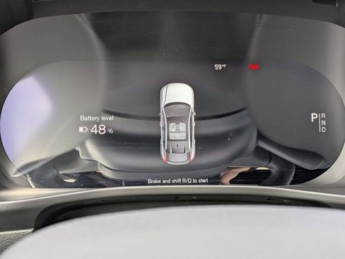 Used 2022 Volvo C40 P8 Recharge Ultimate image 12