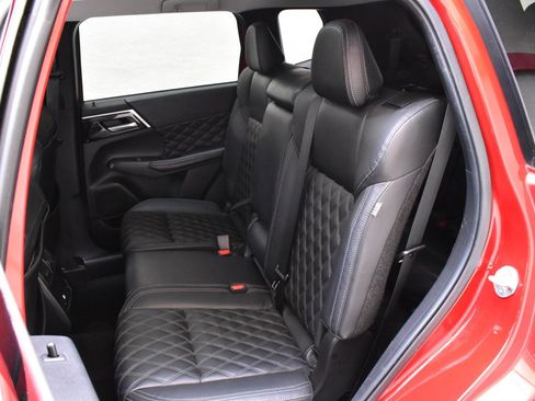 Used 2022 Mitsubishi Outlander SEL image 19