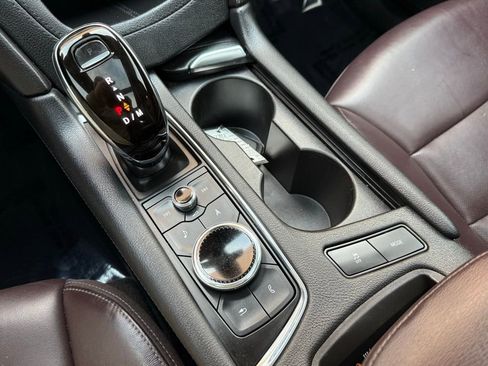 Used 2020 Cadillac XT6 Premium Luxury FWD image 39