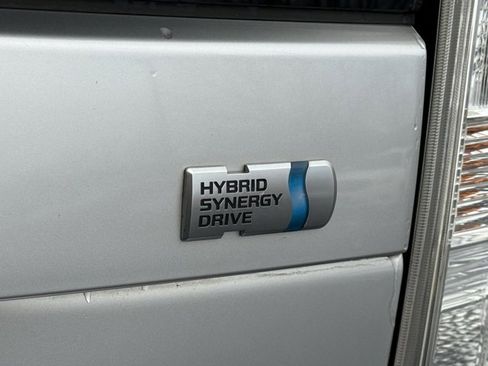 Used 2010 Toyota Prius Five image 17