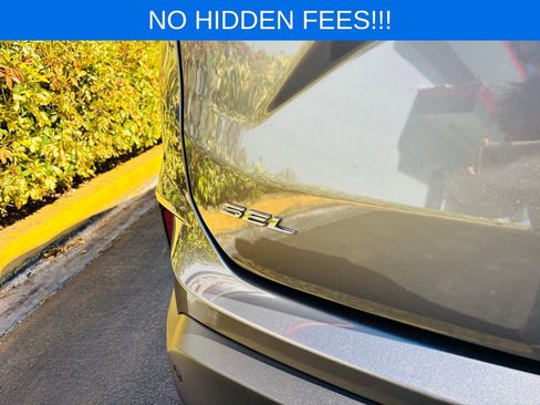 Used 2023 Ford Edge SEL image 13