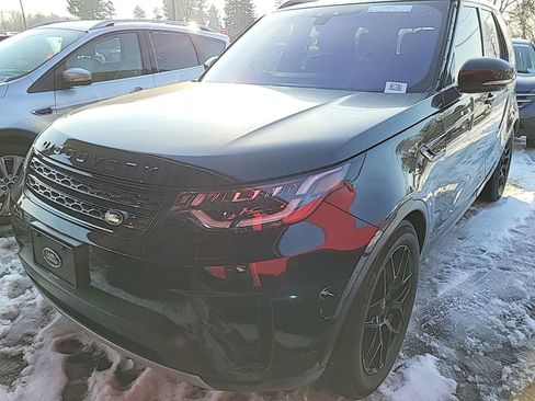 Used 2017 Land Rover Discovery HSE image 1