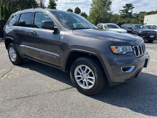 Used 2019 Jeep Grand Cherokee Laredo image 1