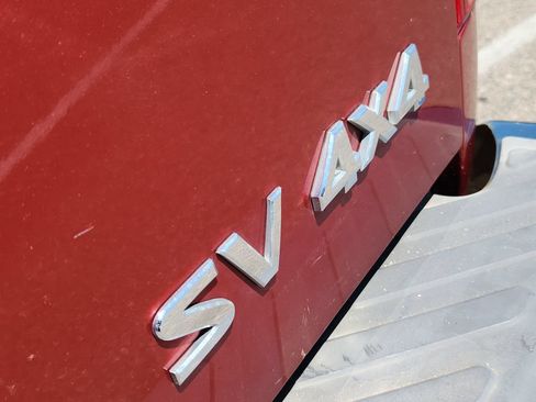 Used 2015 Nissan Frontier SV AWD/4WD image 12