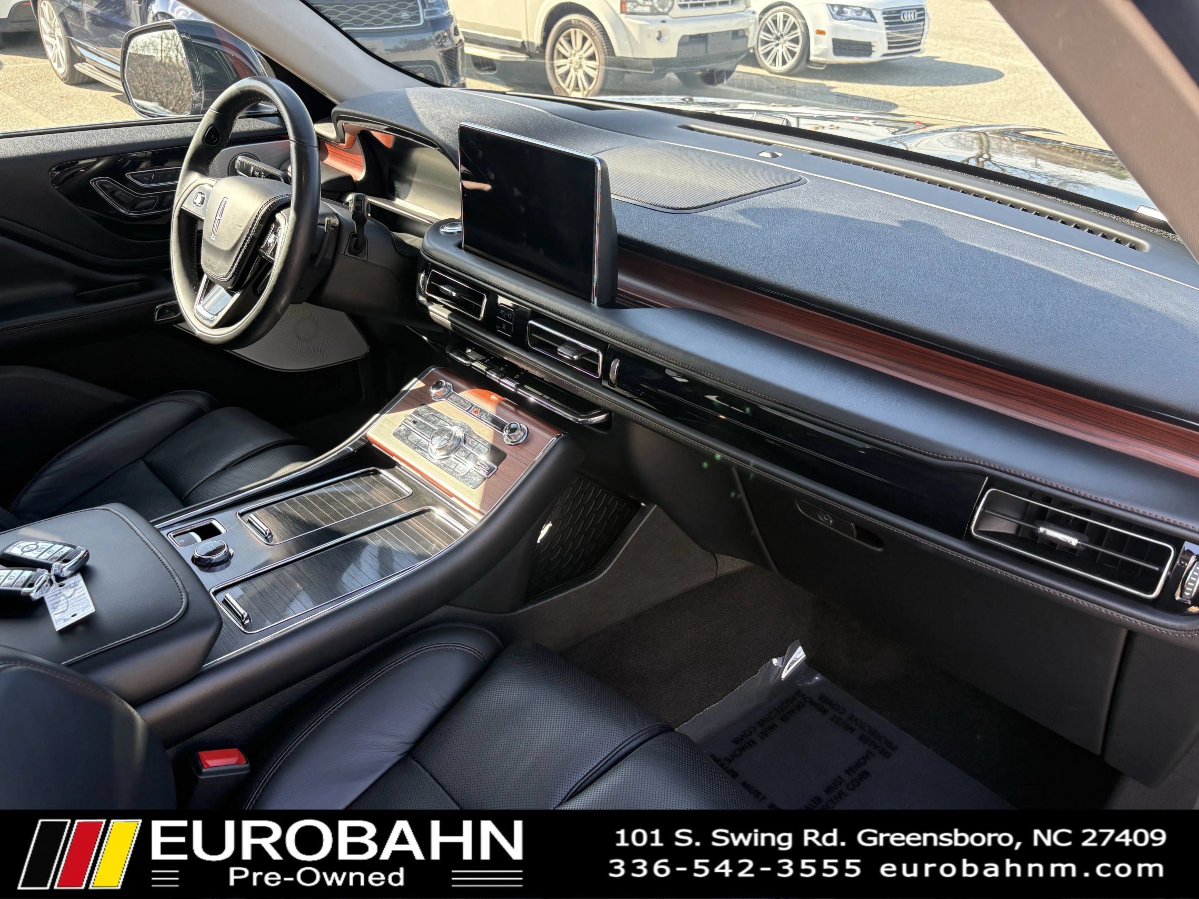 Used 2022 Lincoln Aviator Grand Touring w/ Equipment Group 301A AWD/4WD image 17