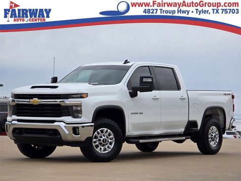 Used 2025 Chevrolet Silverado 2500 LT w/ Convenience Package image 1