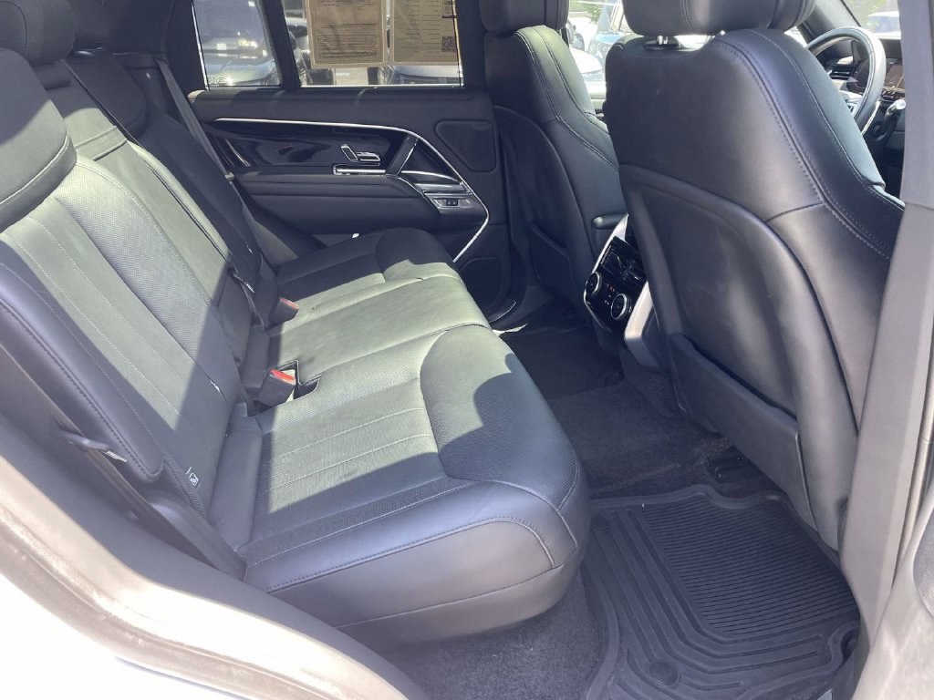 Used 2022 Land Rover Range Rover SE AWD/4WD image 20