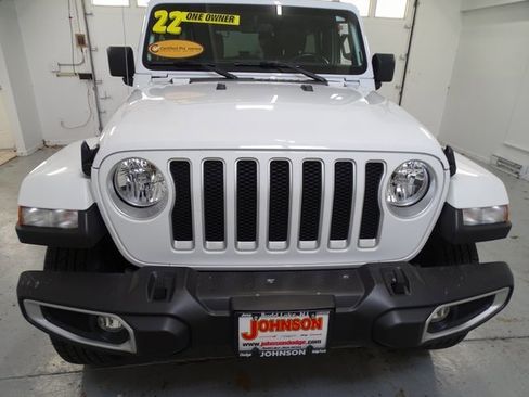 Certified 2022 Jeep Wrangler Unlimited Sahara w/ Cold Weather Group image 24