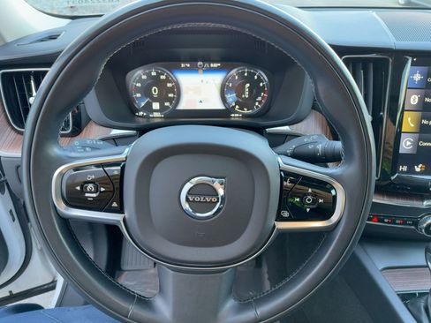 Used 2019 Volvo XC60 T5 Inscription w/ Protection Package Premier image 16