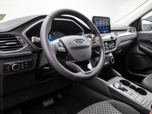 Certified 2024 Ford Escape Active FWD image 12