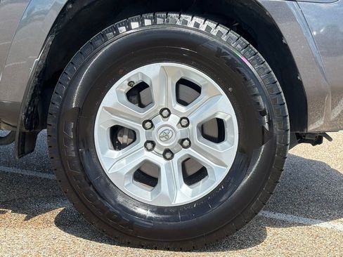 Used 2021 Toyota 4Runner SR5 RWD image 8