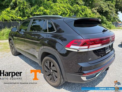 Used 2024 Volkswagen Atlas Cross Sport SE AWD/4WD image 3