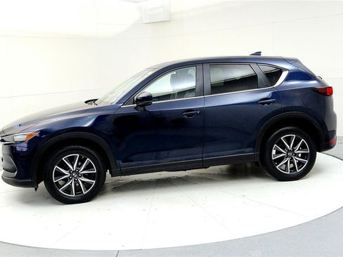 Used 2018 MAZDA CX-5 Touring w/ Preferred Equipment Package image 3