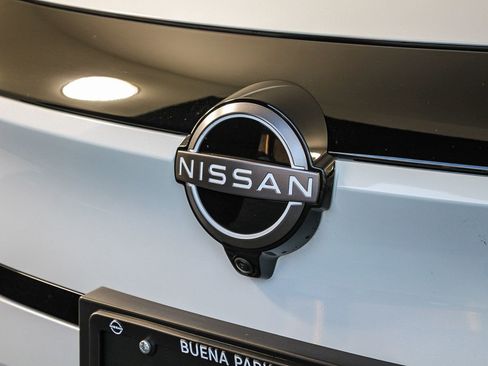 New 2026 Nissan Leaf SV+ w/ Floor Mat Package (SV+) image 5