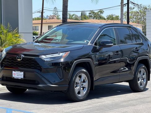 Certified 2023 Toyota RAV4 XLE w/ Convenience Package FWD image 9