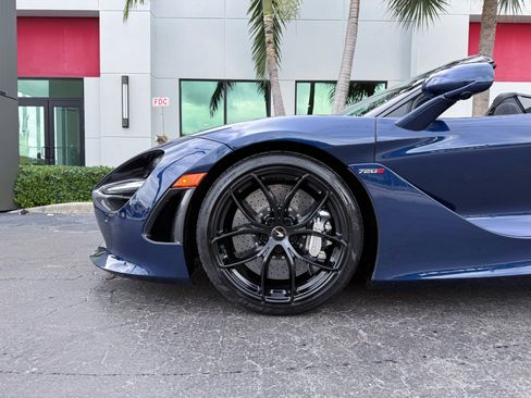 Used 2020 McLaren 720S Performance image 17