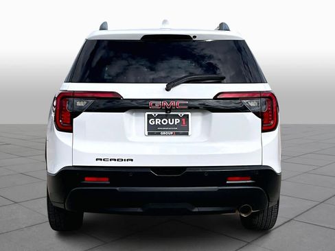 Used 2021 GMC Acadia SLE w/ Driver Convenience Package image 4