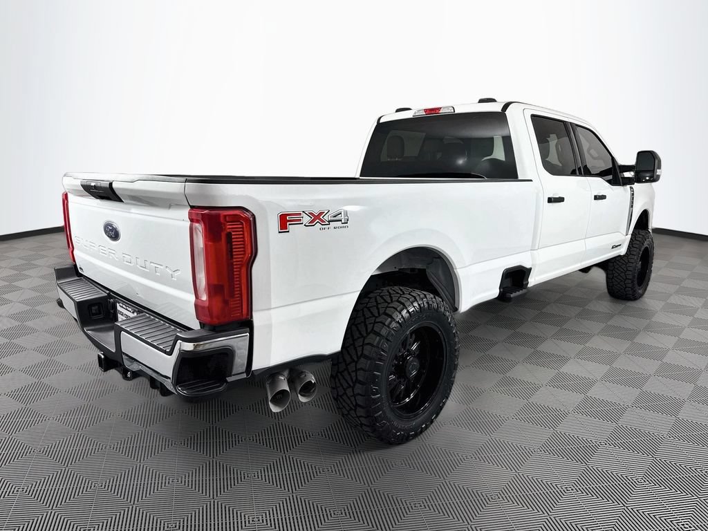 Used 2025 Ford F350 XLT w/ FX4 Off-Road Package AWD/4WD image 7