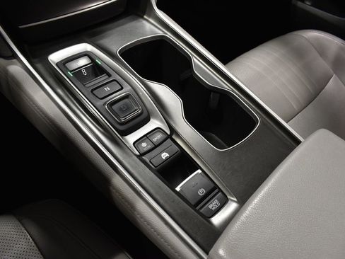 Used 2018 Honda Accord EX-L image 25