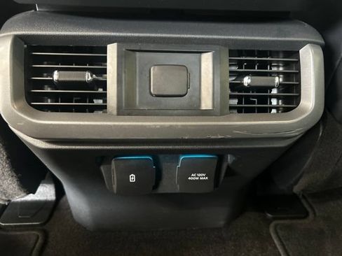 Used 2021 Ford F150 Lariat AWD/4WD image 11